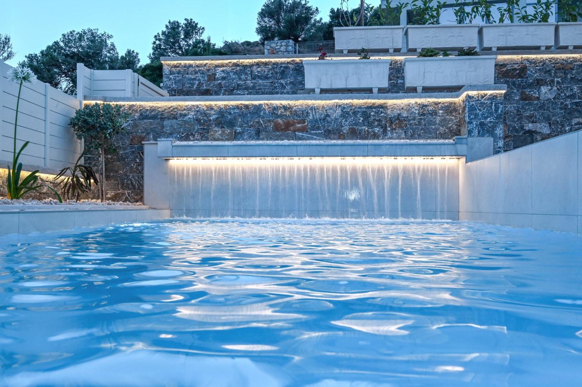 Nemesis Villas بلاكاس المظهر الخارجي الصورة