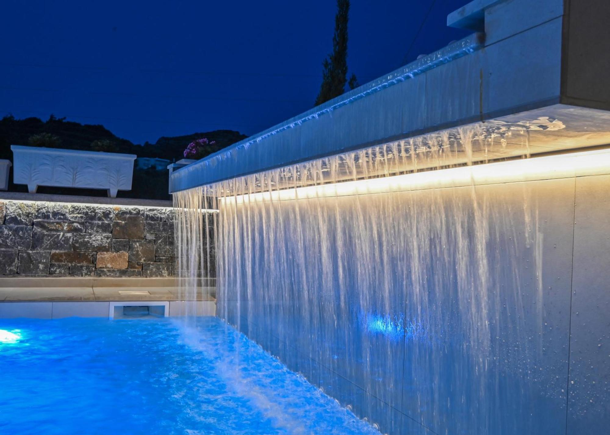 Nemesis Villas بلاكاس المظهر الخارجي الصورة